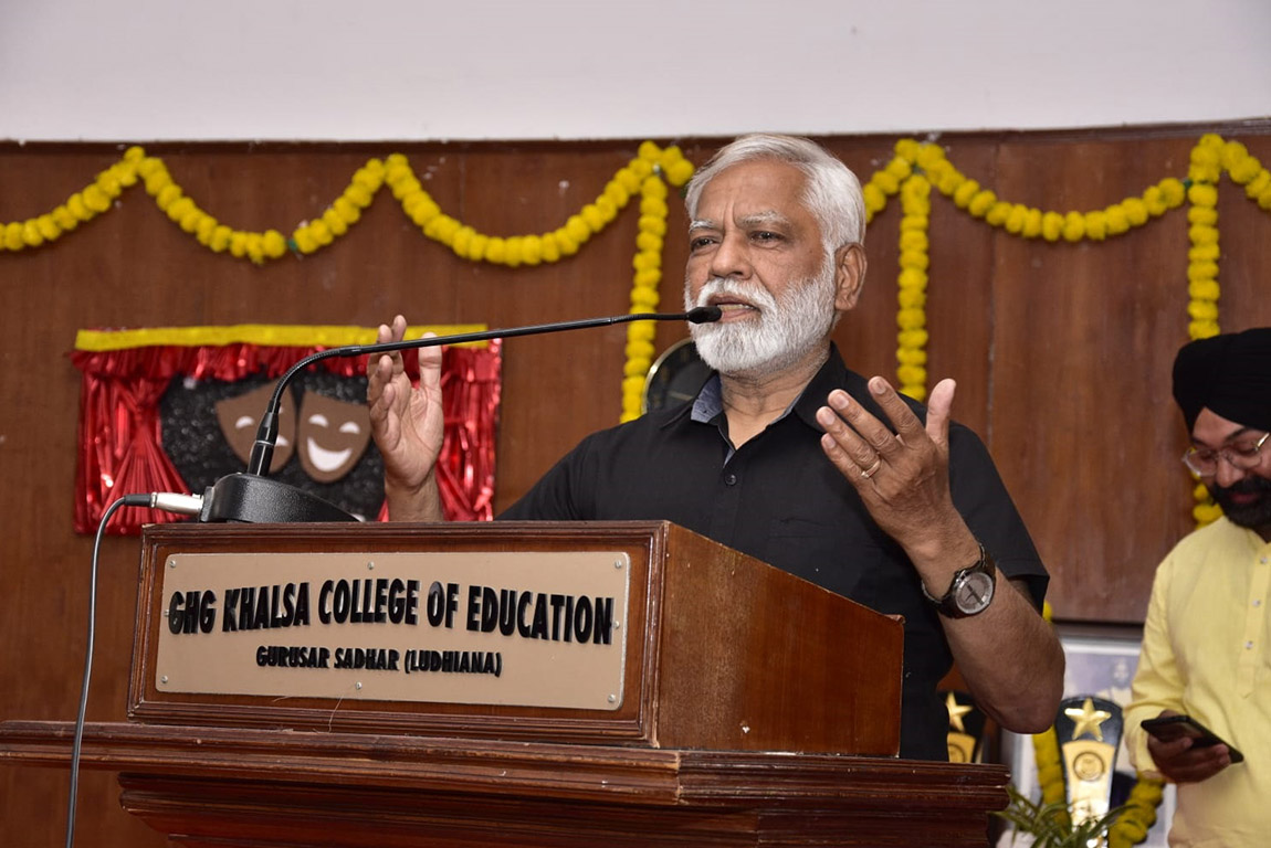 World Theatre Day celebrated: Dr. Satish Kumar Verma leaves the audience spell bound through his eloquence