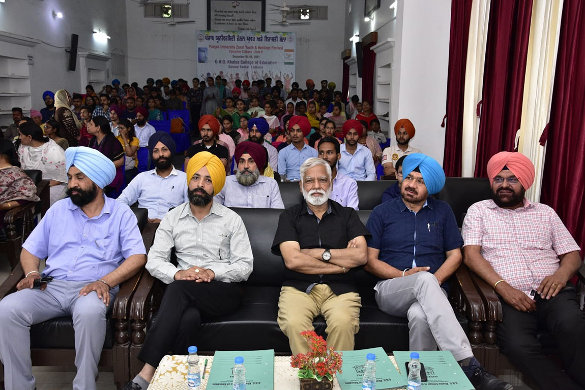World Theatre Day celebrated: Dr. Satish Kumar Verma leaves the audience spell bound through his eloquence
