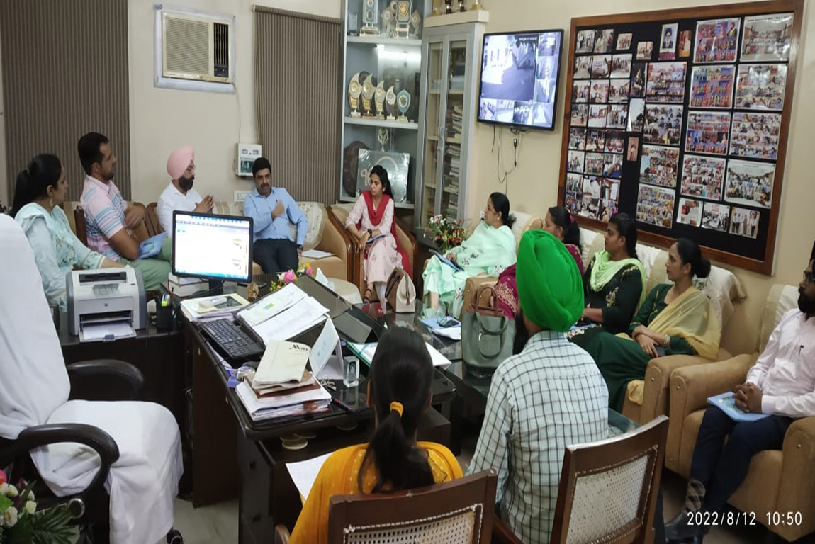 Meeting of Principals and Contingent in-charge held at G.H.G. Khalsa
College of Education, Gurusar Sadhar regarding Panjab University Zonal Youth and Heritage Festival 2022 (Education Zone-B)